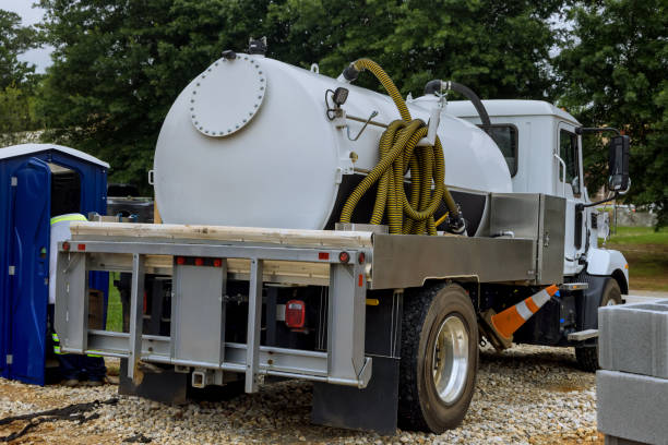 Portable Toilet Options We Offer in Edgewood, TX
